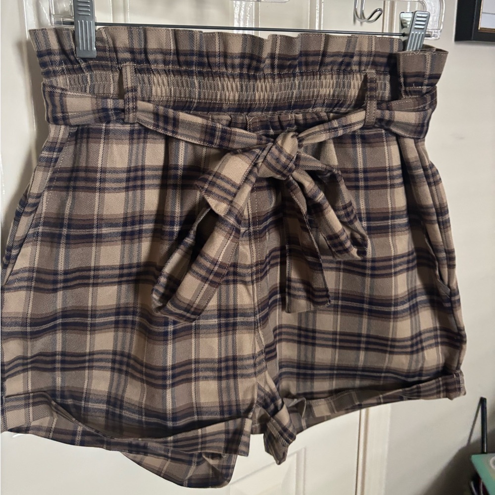 NWOT Lumiere Plaid Shorts with Tie Waist
